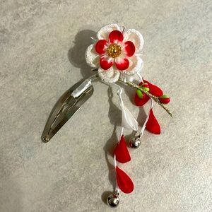 Japanese handmade cherry blossom hair ornament kanzashi delicate bells barrette